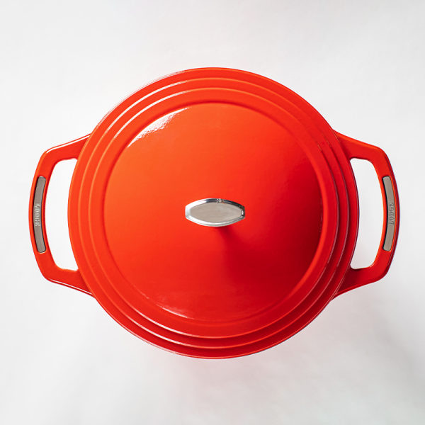 USA Enamel Cast Iron Dutch Oven