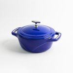 USA Enamel Cast Iron Dutch Oven