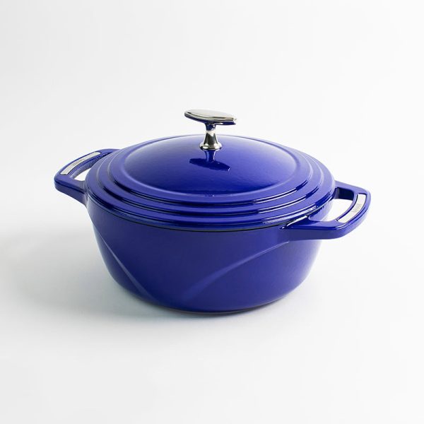 USA Enamel Cast Iron Dutch Oven