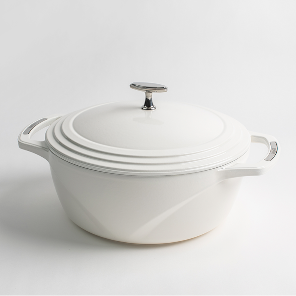 USA Enamel Cast Iron Dutch Oven