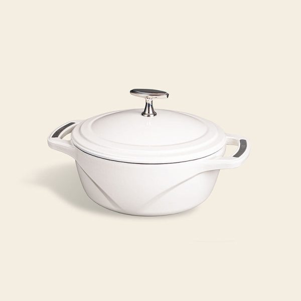 USA Enamel Cast Iron Dutch Oven