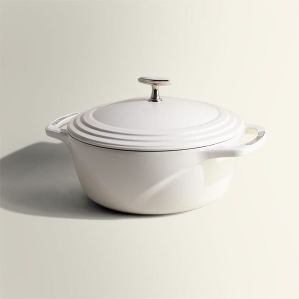 USA Enamel Cast Iron Dutch Oven