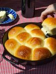 10.25 Inch Seasoned Cast Iron Baker's Skillet