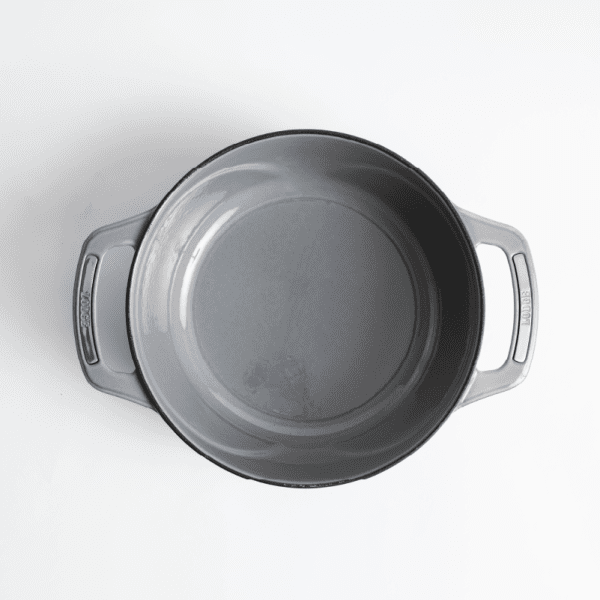 USA Enamel Cast Iron Dutch Oven