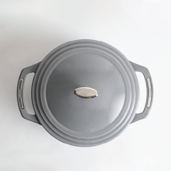 USA Enamel Cast Iron Dutch Oven