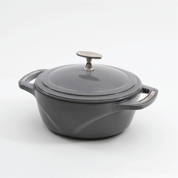 USA Enamel Cast Iron Dutch Oven