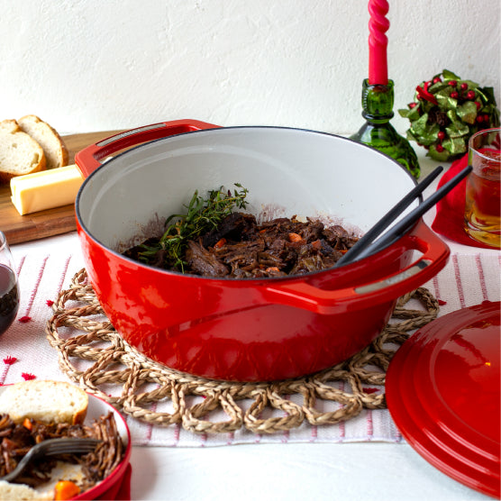 USA Enamel Cast Iron Dutch Oven